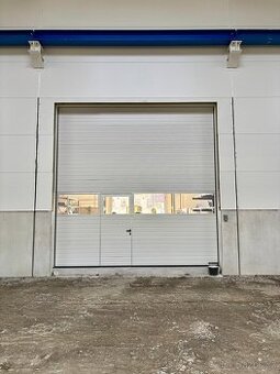 🔧 Dodání a montáž vrat Hörmann a stínící techniky KASKO 🏡