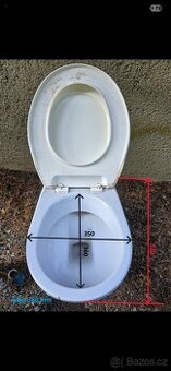 WC mísa a umyvadlo s baterií