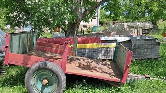 Prodám káru ,vlek za traktor