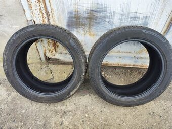 2ks 16" letní pneu Uniroyal 215/45/16 1200Kč/2ks