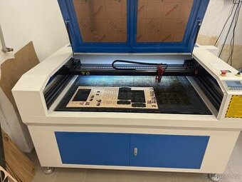 Gravírovací laser
