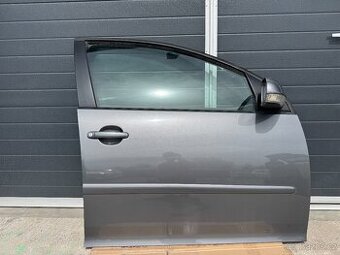 Dveře VW Golf V Hatchback pravé přední, kód barvy LA7T