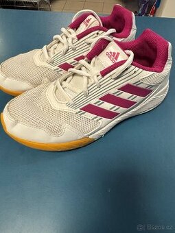 BOTY ADIDAS