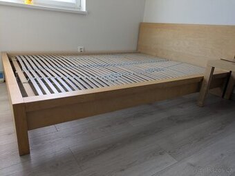 Postel IKEA Malm 140x200