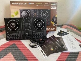 Pioneer dj - mix 200