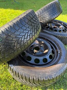 Zimní komplety Bridgestone Blizzak LMOO5 205/55 R16 91H