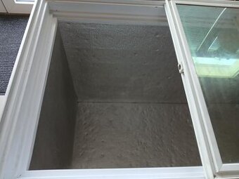 pultový prosklený mrazák 400L