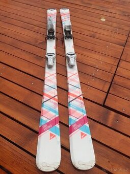 Dětské / juniorské dívčí lyže 140
