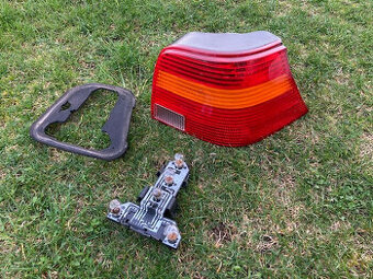 Pravé zadní světlo VW GOLF 4