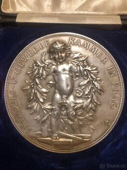 Stříbrná medaile myslbek