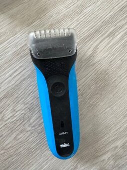 Holicí strojek Braun