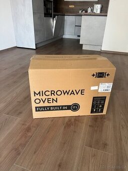 Mikrovlnná trouba Electrolux KMFE172TEX.