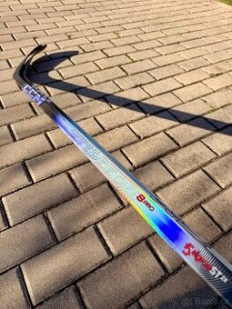 Hokejka CCM FT8 Pro JR