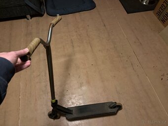 Freestylová koloběžka