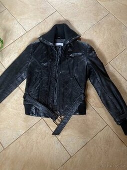 Kožená černá bunda zn. Baťa