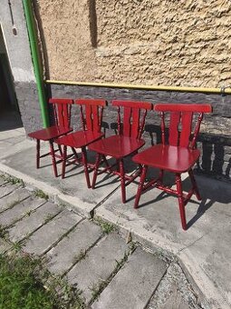 Jídelní sestava - stůl+4 židle červená barva
