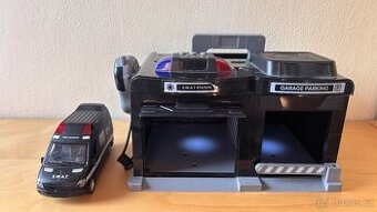 policejní garáž S.W.A.T.