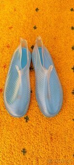 Vodní obuv vel. 37-38