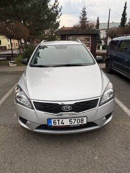 Kia Ceed 1.4i 66kw  38 400KM