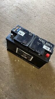 AGM baterie VW 92Ah 850A (Varta)