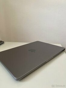 Prodam MacBook Air M2 - 1