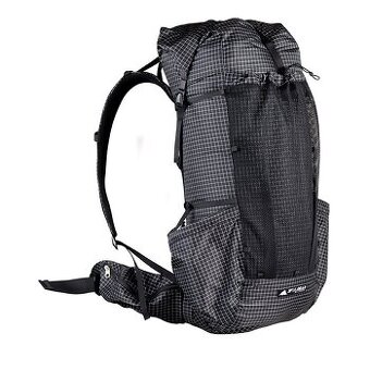 Prodám ultralehký 880g, turistický batoh, krosna
