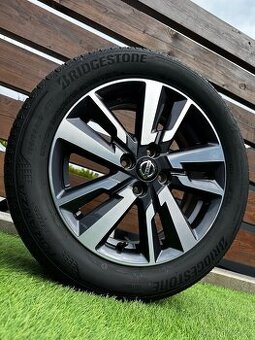 Alu kola 4x100 r16 s letním pneu (niss)