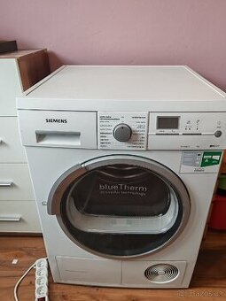 SIEMENS iQ700 sušička