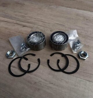 2x ložisko kola (sada) na Audi 80 B3/ VW Passat B2