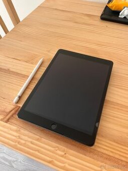 Apple iPad 9. generace 64GB + Apple Pencil