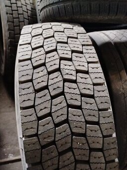 pneu 315/70r22,5