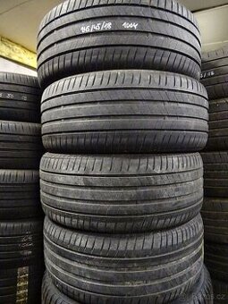 Letní pneu Bridgestone, 245/45/18, 4 ks, 4,5-5 mm