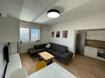 Prodej bytu 3+1 s garáží a zahradou, Zlín - Louky