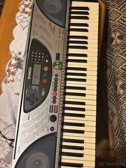 Klávesy prodej Yamaha PSR 240