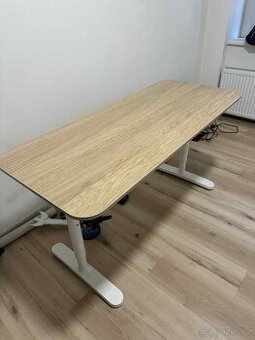 Prodám psací stůl IKEA 140x60cm