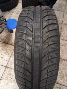 Toyo 215/65 r 16 98H