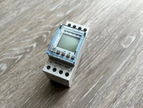 Legrand 412630 časový spínač na DIN lištu