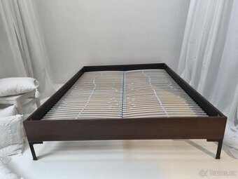 Postel 160x200 s roštem