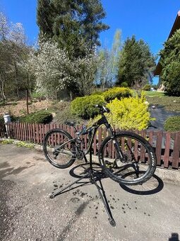 Giant trance 29