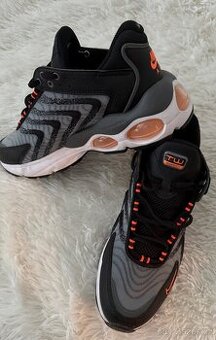 Nike Air Max TW