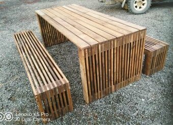 Zahradní modřínový set stůl a lavice