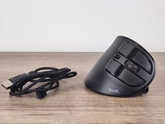 Trust VOXX Ergonomic Rechargeable Mouse