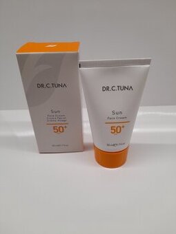 Pleťový krém na opalování na obličej SPF50