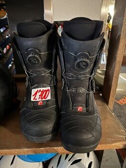 Snowboardové boty