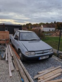 Felicie pickup¨1.9 D SPĚCHÁ