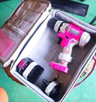 Extol Lady - aku vrtací šroubovák (zánovní)