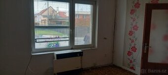 Pronájem 2+ kk Kunovice - 1