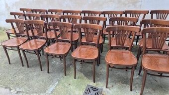 Legendární židle TON 21 ks po renovaci laku (č.13)