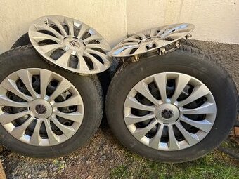 Škoda  sada 5x112 pneu-195/65/15 zimni