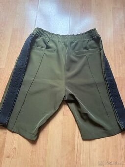 Panske kratasy Givenchy